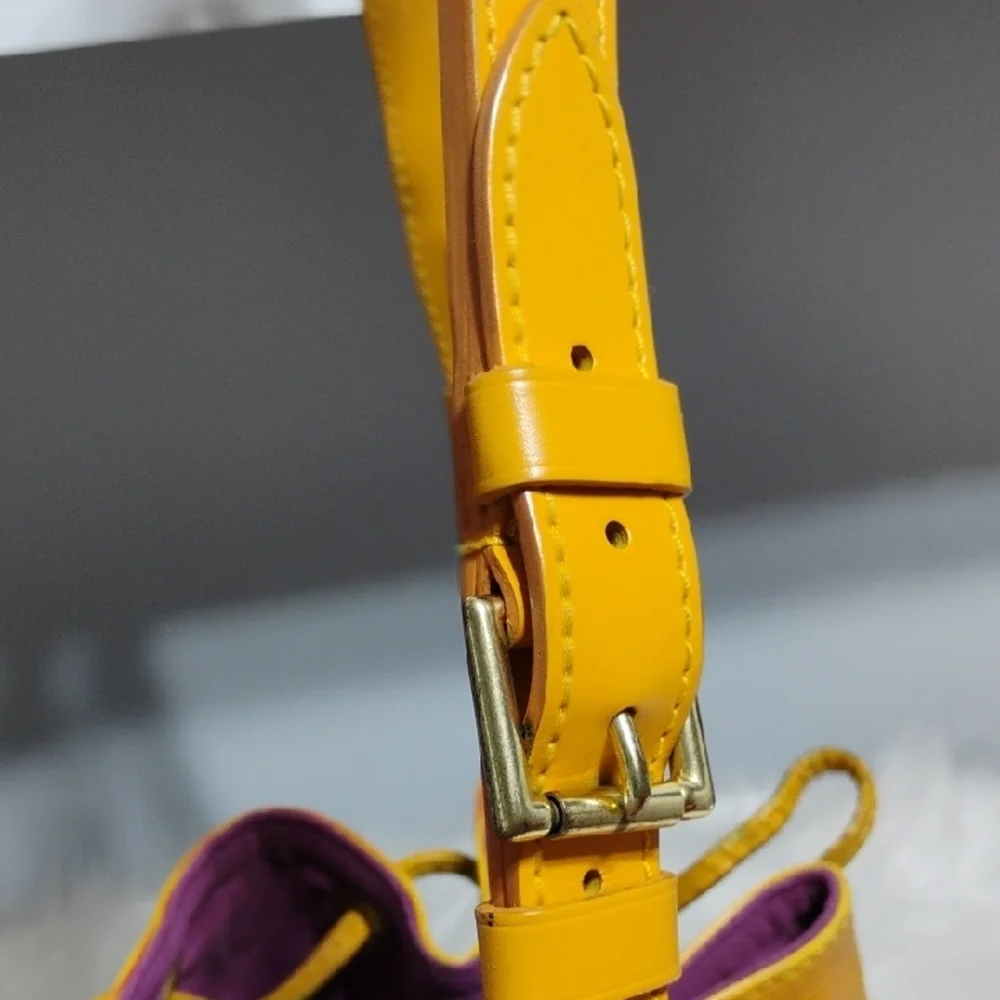 (#5 SHELF) Louis Vuitton Mustard Yellow Epi Leather Bucket/Shoulder Bag W/DB